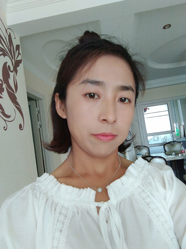 柠檬的第一张照片--乌鲁木齐相亲服务中心