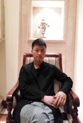 制片人杨亚林的第一张照片--乌鲁木齐相亲服务中心