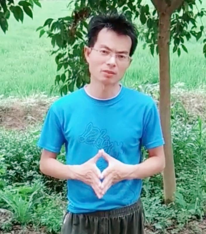 吴先生的第一张照片--乌鲁木齐相亲服务中心