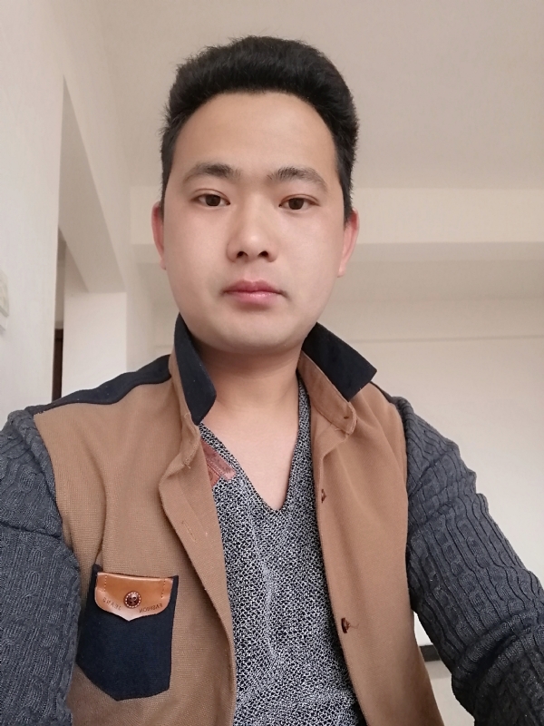 挖哥的第一张照片--乌鲁木齐相亲服务中心