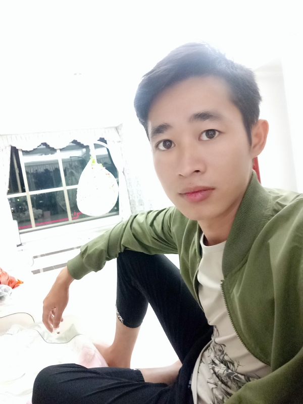 风中飞沙的第一张照片--乌鲁木齐相亲服务中心