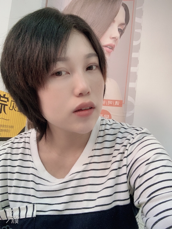 寻找爱情的第一张照片--乌鲁木齐相亲服务中心