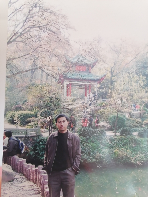沧海一粟的第一张照片--乌鲁木齐相亲服务中心
