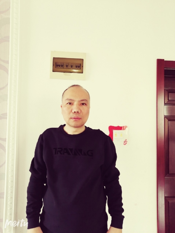 酒香四溢的第三张照片--乌鲁木齐相亲服务中心