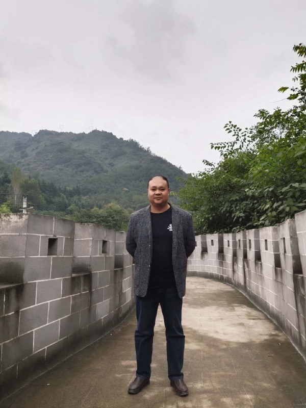 玉竹的第一张照片--乌鲁木齐相亲服务中心