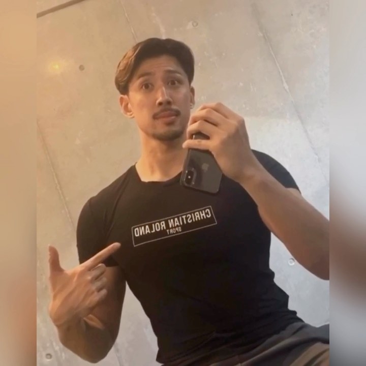 迎风而上的第一张照片--乌鲁木齐相亲服务中心
