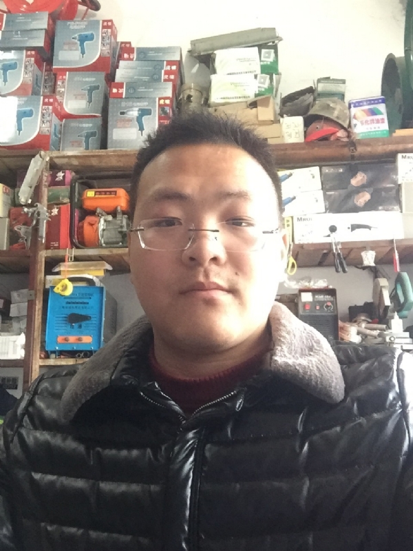 鼎福的第二张照片--乌鲁木齐相亲服务中心