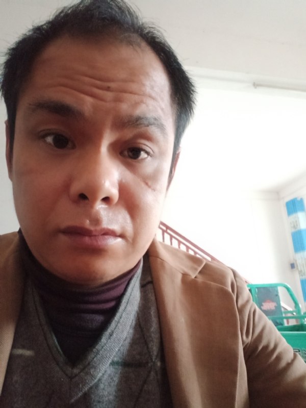 唐水果店发发发的第二张照片--乌鲁木齐相亲服务中心