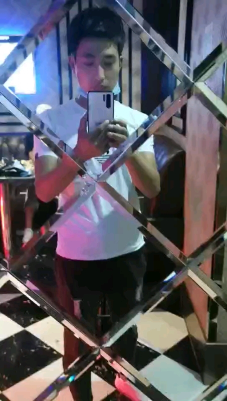 暖心的第一张照片--乌鲁木齐相亲服务中心