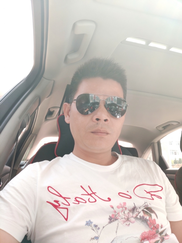 单身已久的第一张照片--乌鲁木齐相亲服务中心