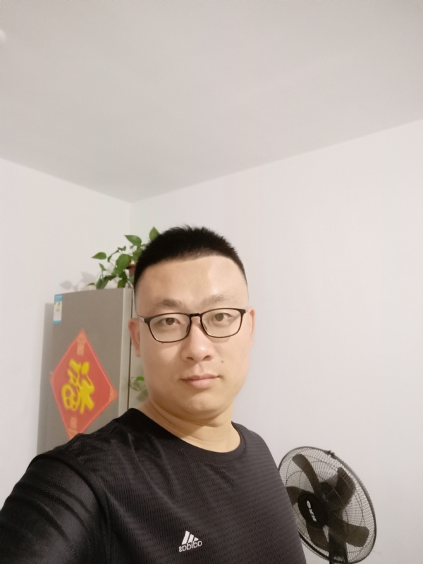 小超超的第一张照片--乌鲁木齐相亲服务中心