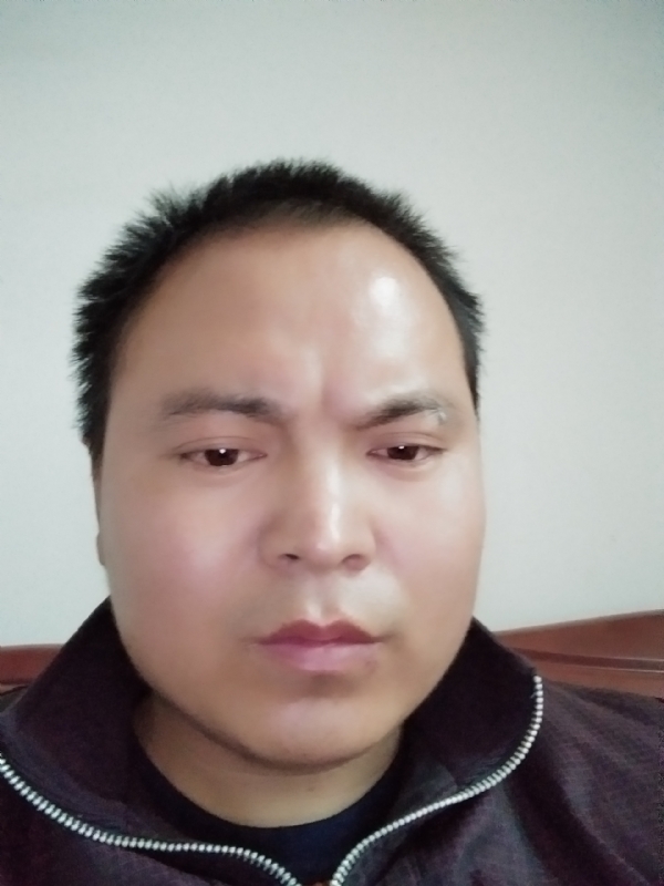 杰可夫的第一张照片--乌鲁木齐相亲服务中心