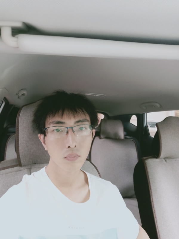 阳光大男孩的第一张照片--乌鲁木齐相亲服务中心