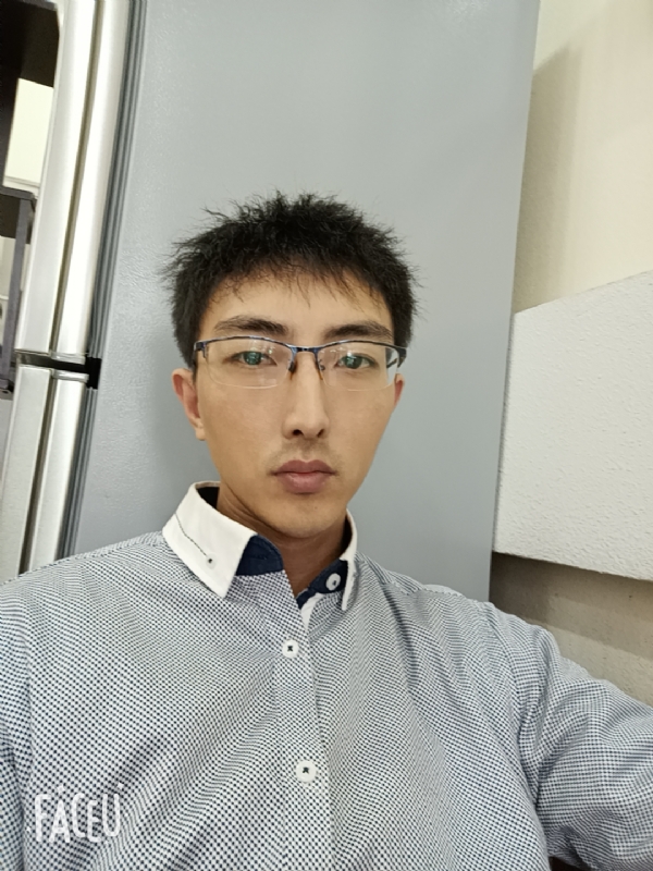 阳光大男孩的第二张照片--乌鲁木齐相亲服务中心