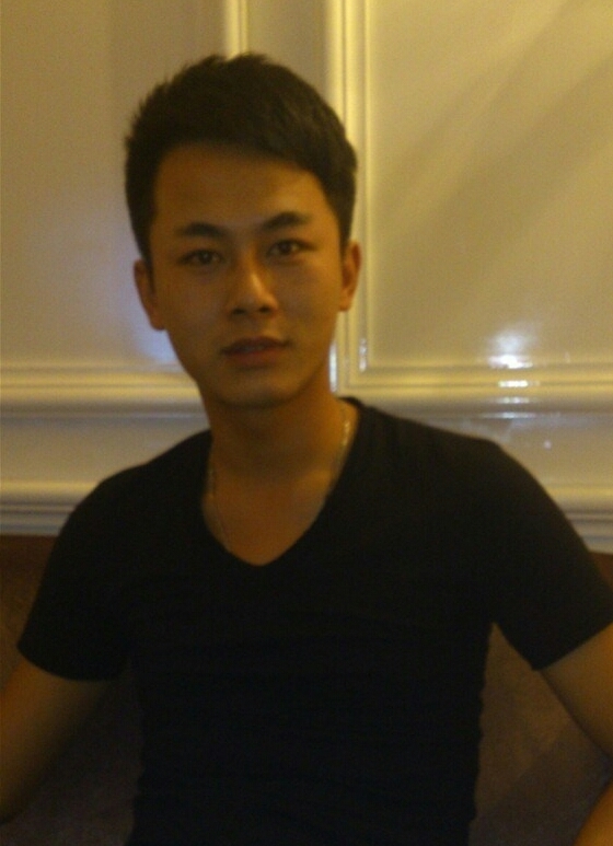 真情的流露的第一张照片--乌鲁木齐相亲服务中心