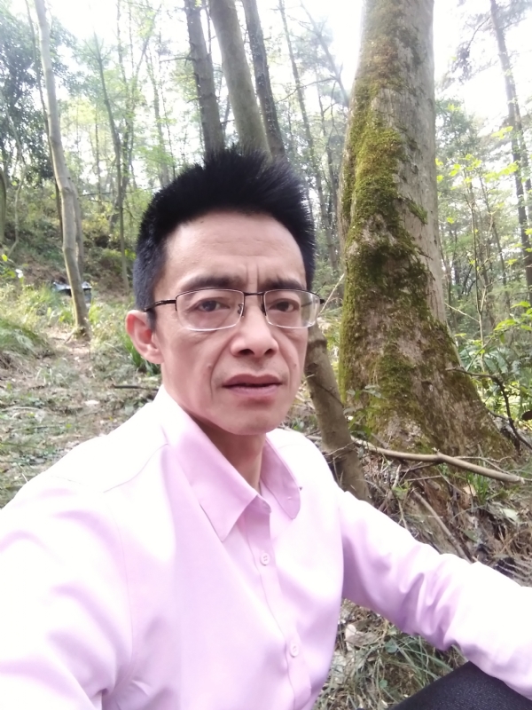 吴彬的第一张照片--乌鲁木齐相亲服务中心
