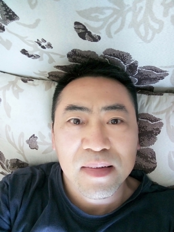 Han的第一张照片--乌鲁木齐相亲服务中心