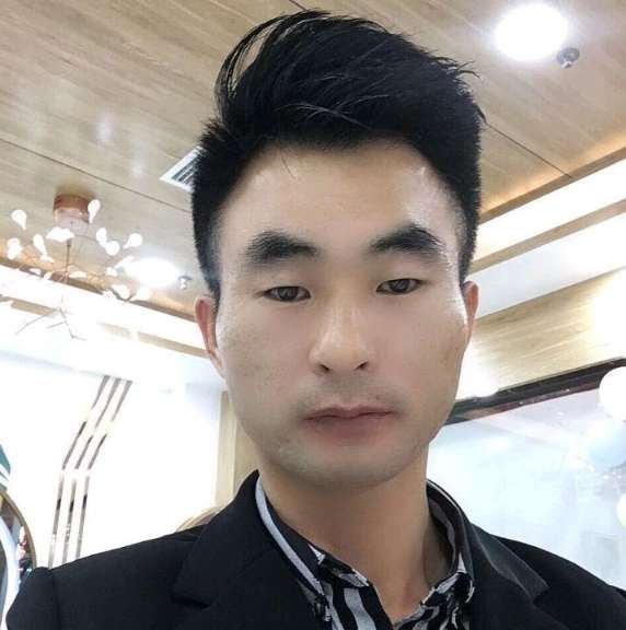 情系半生的第一张照片--乌鲁木齐相亲服务中心