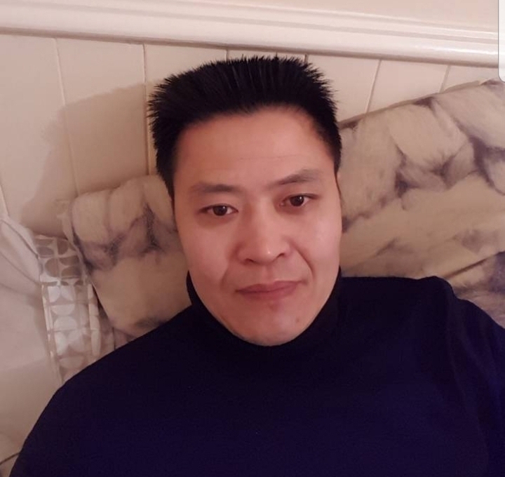 自由世界的第三张照片--乌鲁木齐相亲服务中心