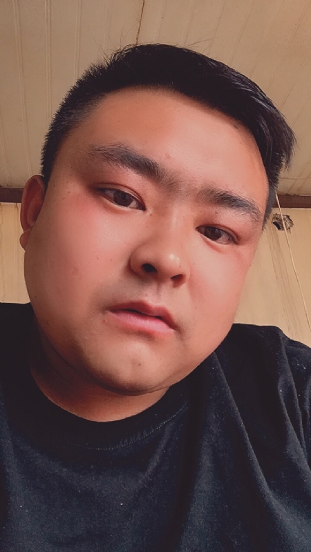 爱我所爱的第一张照片--乌鲁木齐相亲服务中心