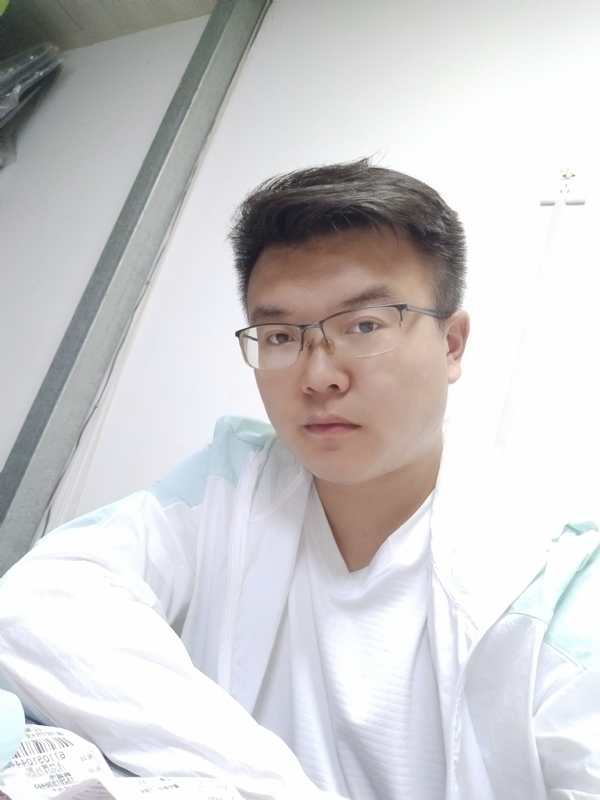 小晨的第一张照片--乌鲁木齐相亲服务中心