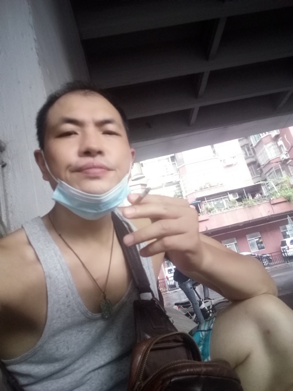 H21的第二张照片--乌鲁木齐相亲服务中心