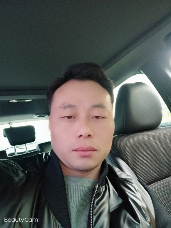 北平的第一张照片--乌鲁木齐相亲服务中心