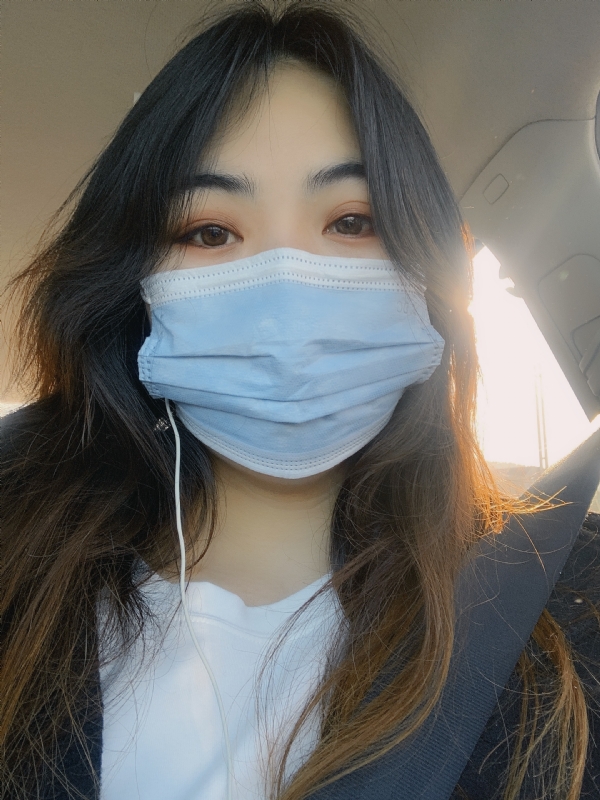 小周周的第一张照片--乌鲁木齐相亲服务中心
