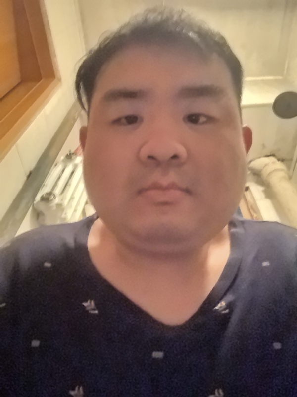 哈哈的第三张照片--乌鲁木齐相亲服务中心