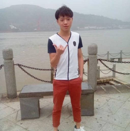 刘子颖的第一张照片--乌鲁木齐相亲服务中心