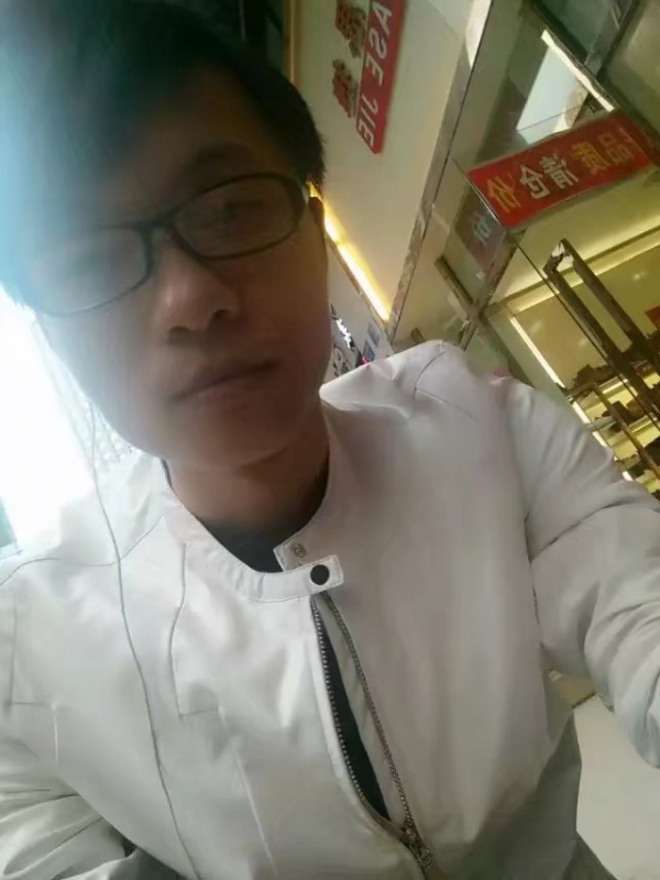 你的益达的第一张照片--乌鲁木齐相亲服务中心