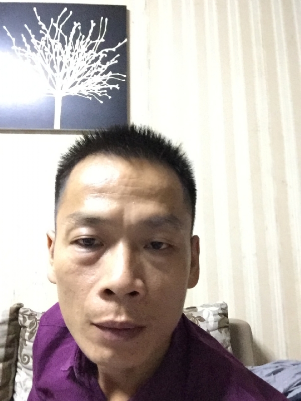 alongzhe的第一张照片--乌鲁木齐相亲服务中心