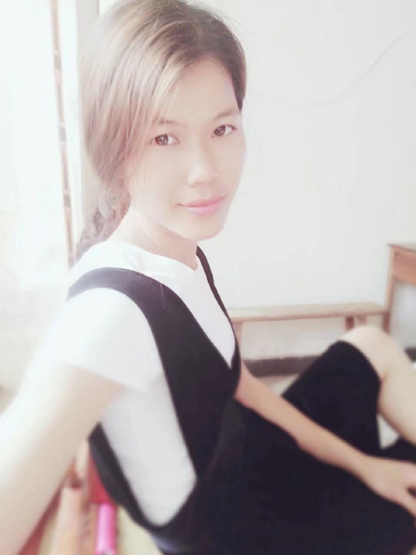 婷婷的第一张照片--乌鲁木齐相亲服务中心