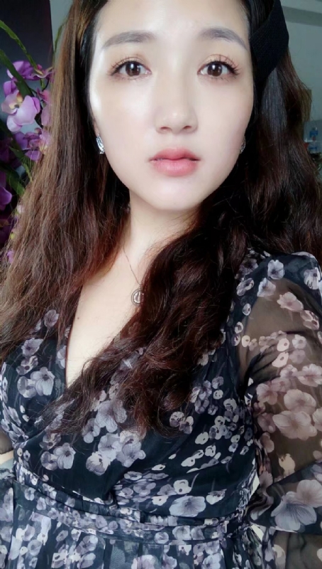 Jasmyn的第一张照片--乌鲁木齐相亲服务中心