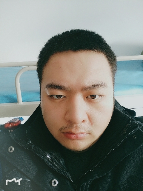 负重前行的第一张照片--乌鲁木齐相亲服务中心