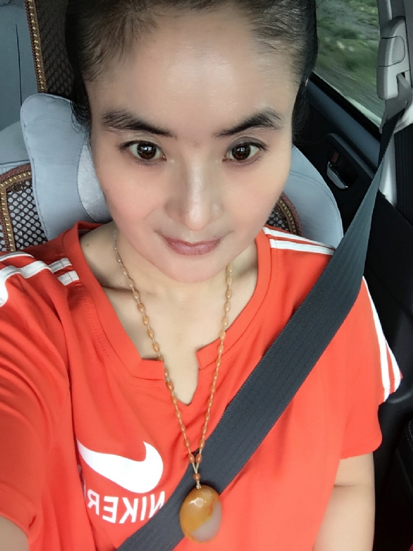 茹芯的第一张照片--乌鲁木齐相亲服务中心