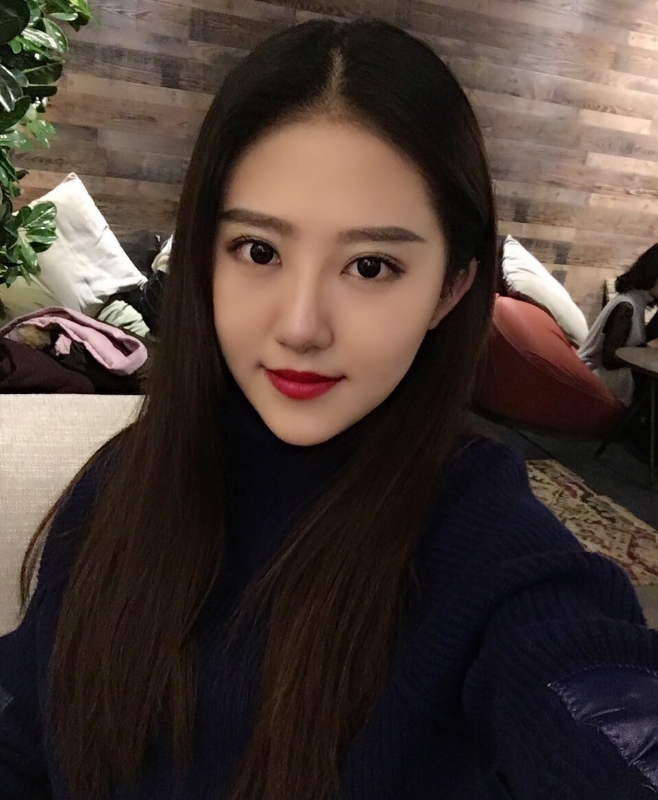yi一的第一张照片--乌鲁木齐相亲服务中心