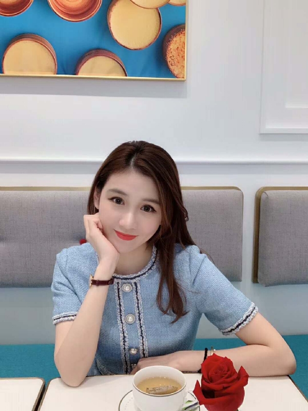 Emily的第二张照片--乌鲁木齐相亲服务中心