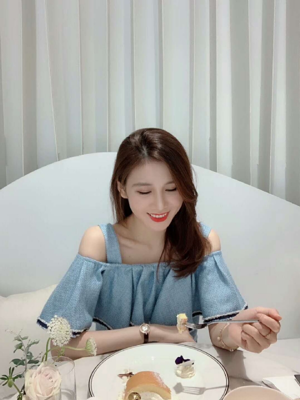 Emily的第三张照片--乌鲁木齐相亲服务中心