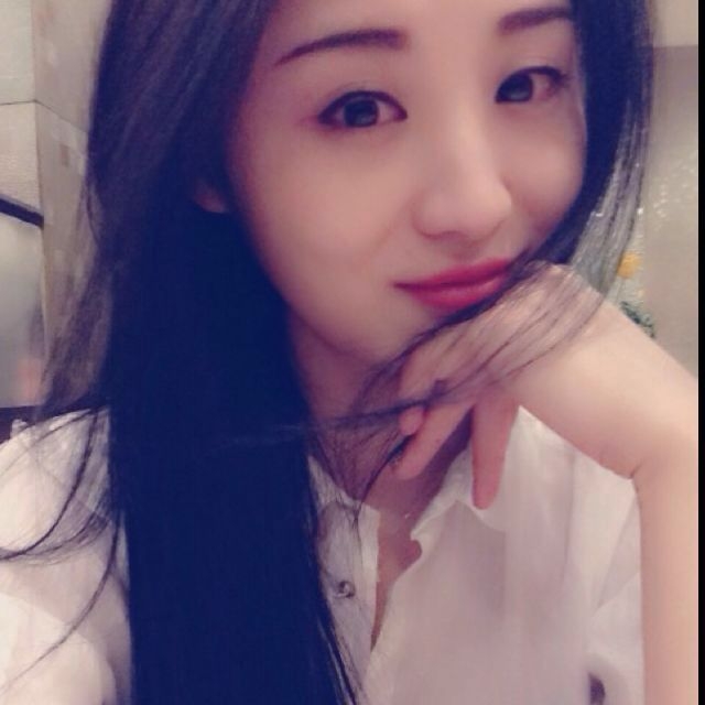 在水一方的第一张照片--乌鲁木齐相亲服务中心