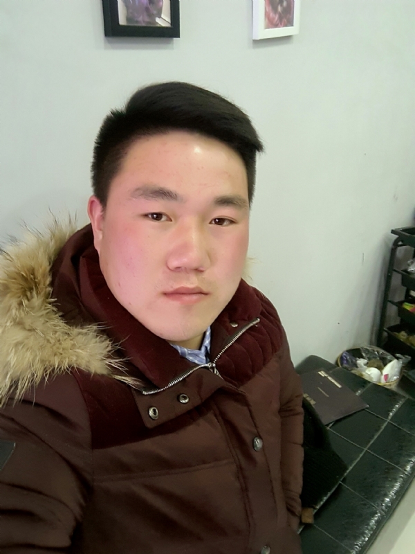小飞的第一张照片--乌鲁木齐相亲服务中心