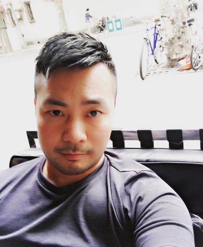 刘江平的第二张照片--乌鲁木齐相亲服务中心