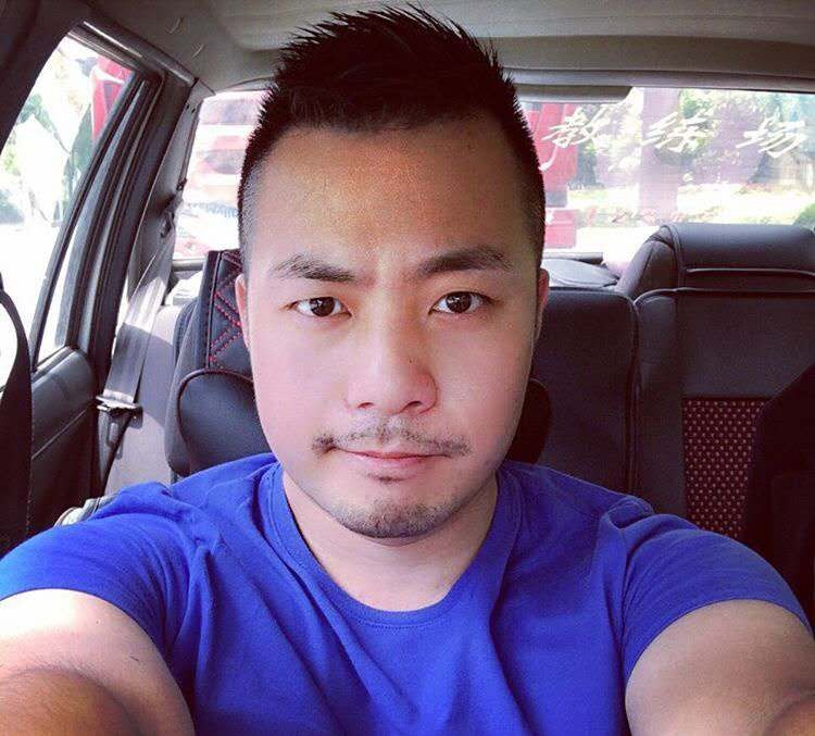 刘江平的第三张照片--乌鲁木齐相亲服务中心