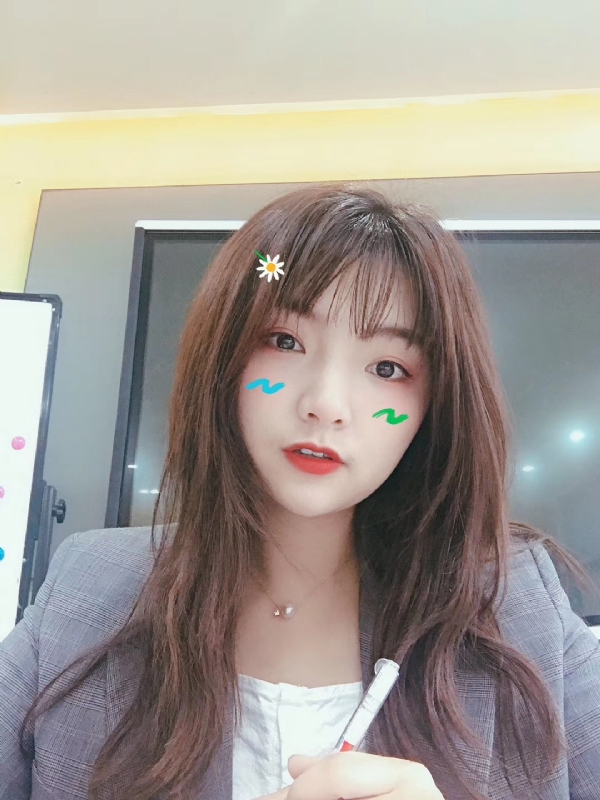 Lisa的第一张照片--乌鲁木齐相亲服务中心