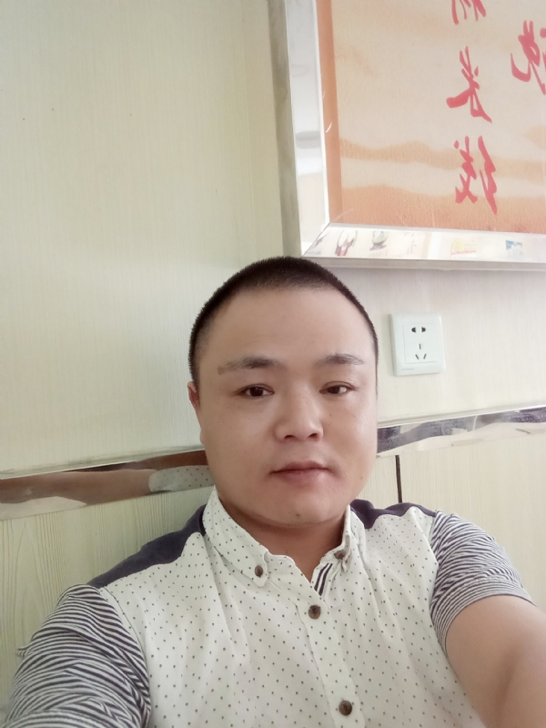 风云淡的第一张照片--乌鲁木齐相亲服务中心