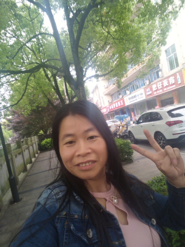 平凡的第一张照片--乌鲁木齐相亲服务中心