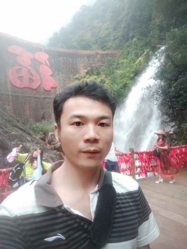 珊珊您是珊无无无妻的第一张照片--乌鲁木齐相亲服务中心