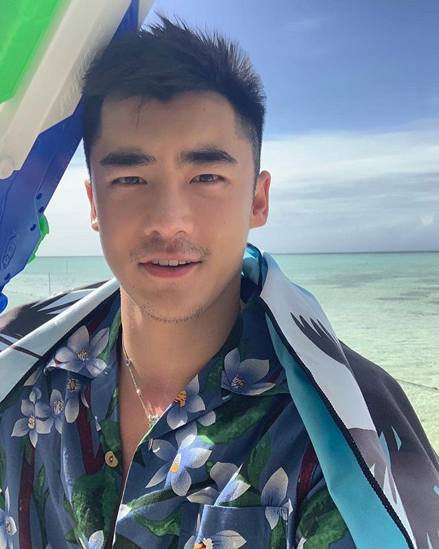 似风沙的第一张照片--乌鲁木齐相亲服务中心