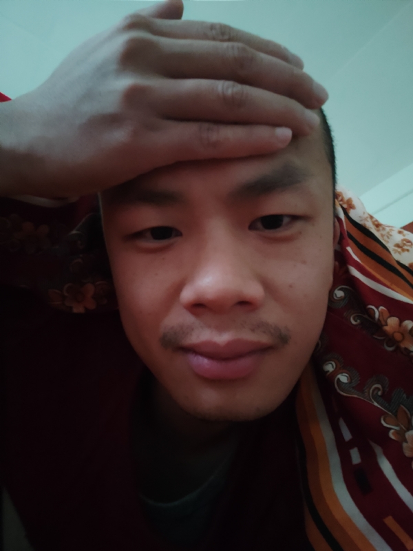开心鬼在哪呢的第一张照片--乌鲁木齐相亲服务中心