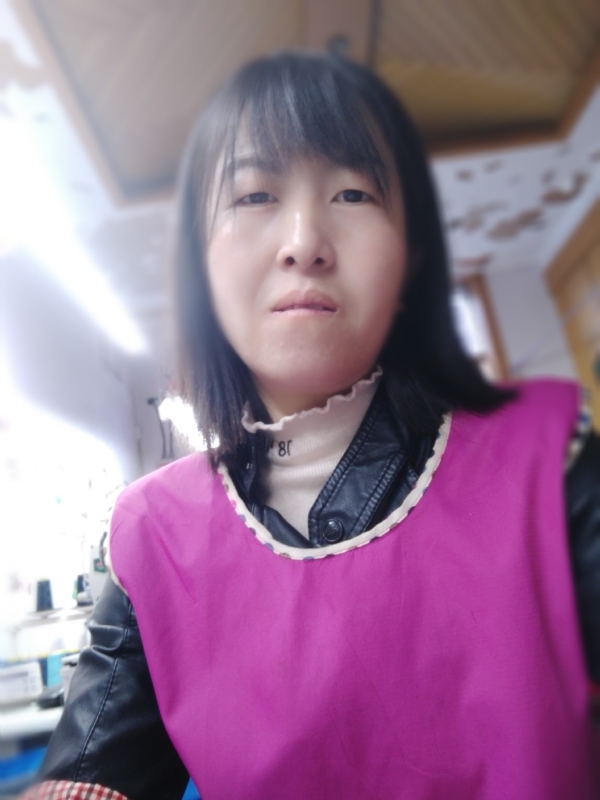 芬儿的第二张照片--乌鲁木齐相亲服务中心